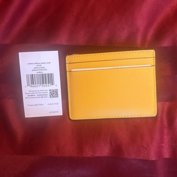 Kate Spade Vibrant Yellow Card Holder - Picture 2 of 8